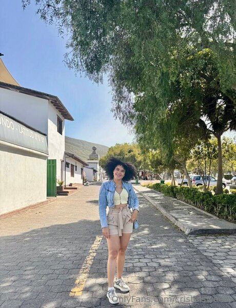 Cristalsweety sexy star image