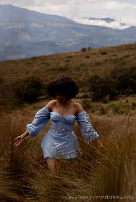 Cristalsweety hd model image