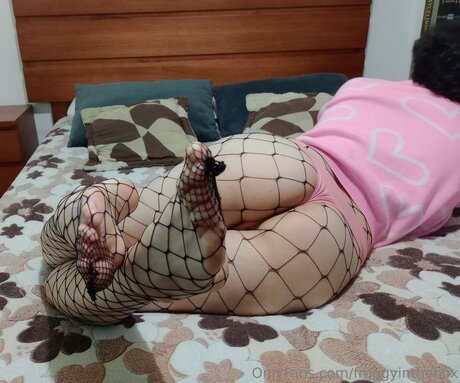 Froggyinthebox model naked galleries