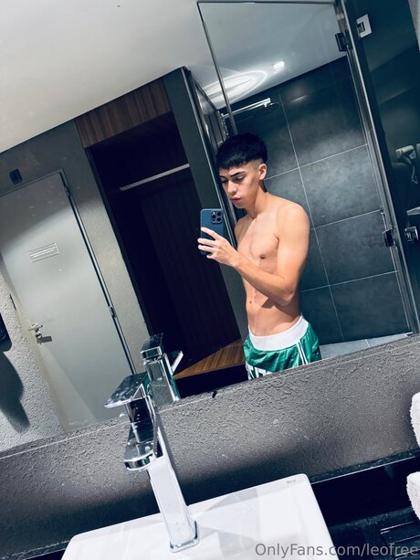 Leofree pornstar perfect photos