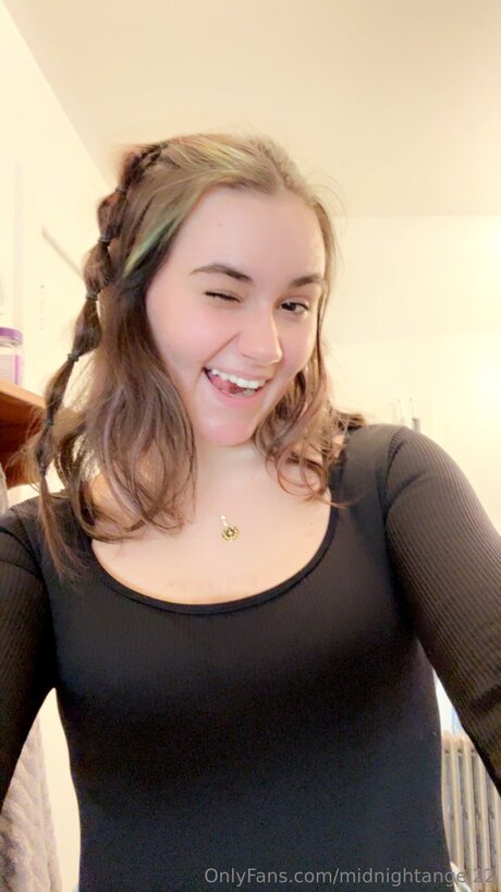 Midnightangel22 pornstar free image