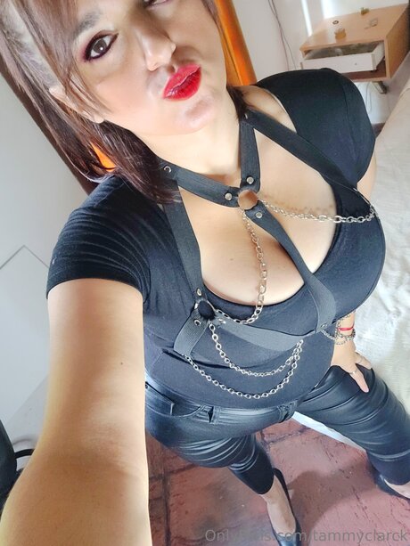 Mistresstam adult model pic