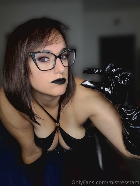 Mistresstam naked star images