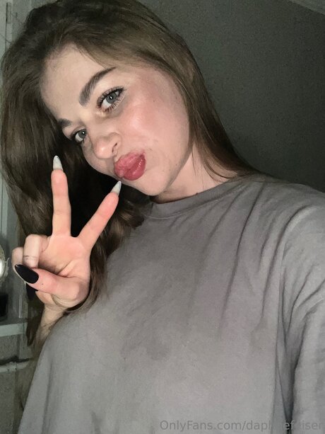 fingering pussy onlyfans adult pictures