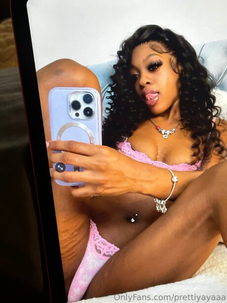 milf glasses onlyfans erotic pics