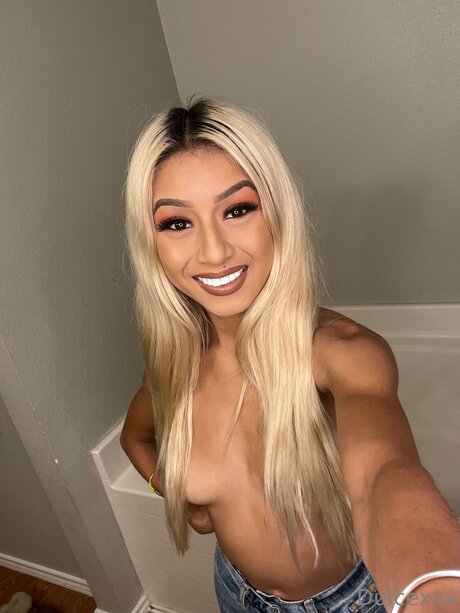 sucking tits onlyfans beautiful images