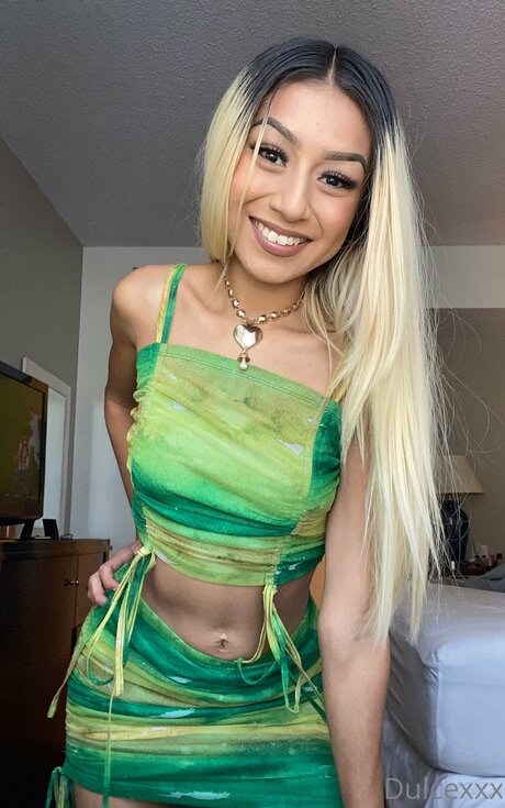 smile onlyfans hot nude pic