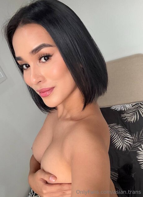 Asian Trans star hd pics