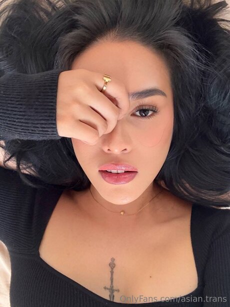 Asian Trans hd actress picture