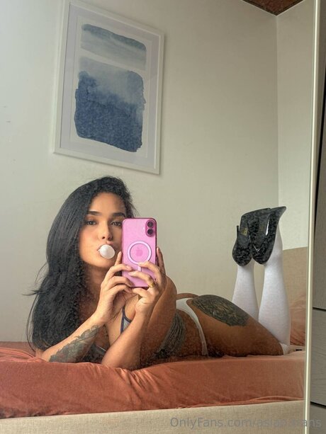 Asian Trans star hd photo