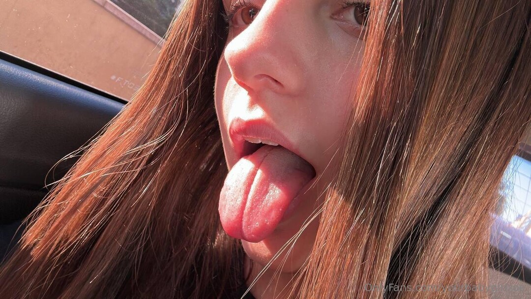 Yourbabygirlzoe erotic model galleries