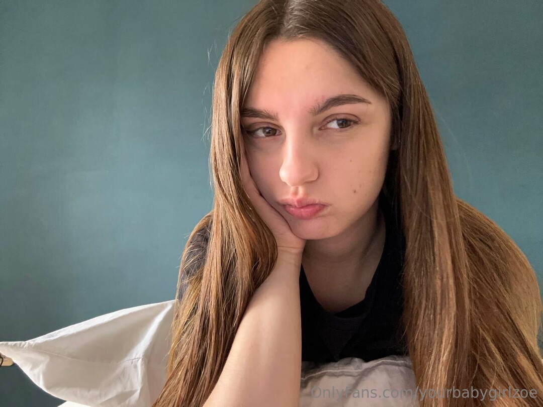 Yourbabygirlzoe Profile