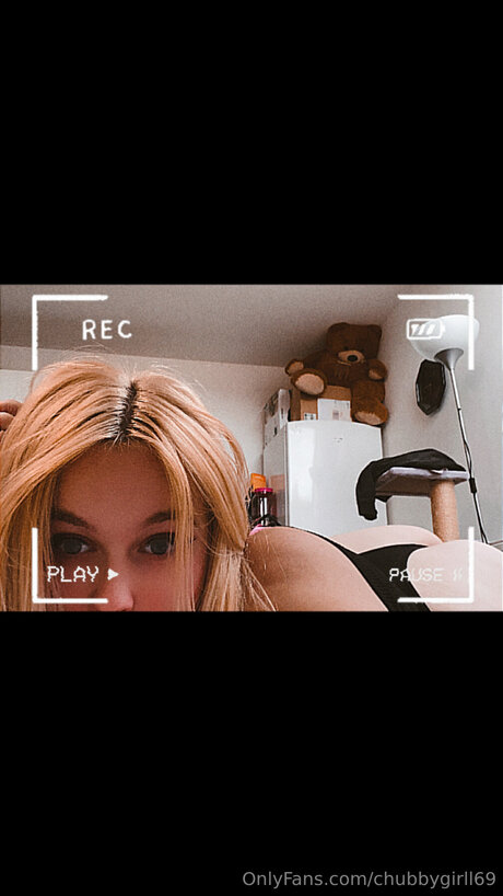 Chubbygirll69 model beautiful galleries