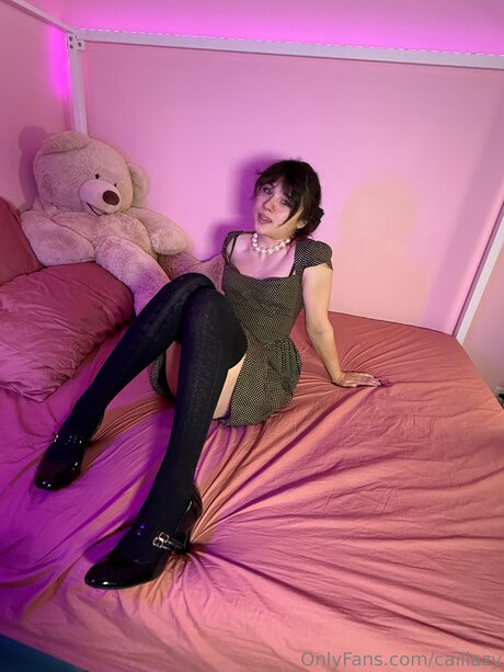 shemale fucks girl onlyfans best image