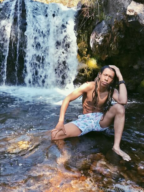 Tyrexxx sex actress pics