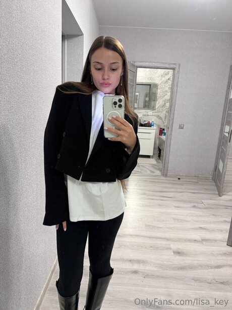 Lissa Key exclusive star galleries