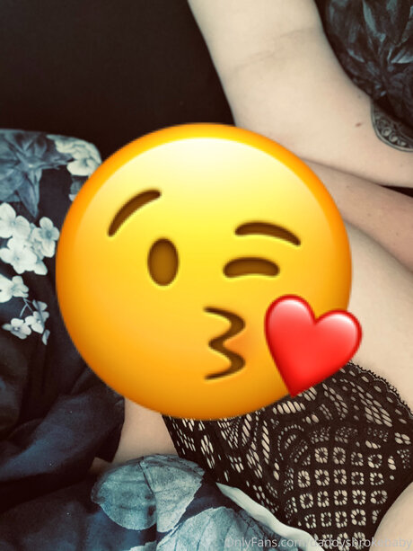 Daddysthickbabygirl star sex photo