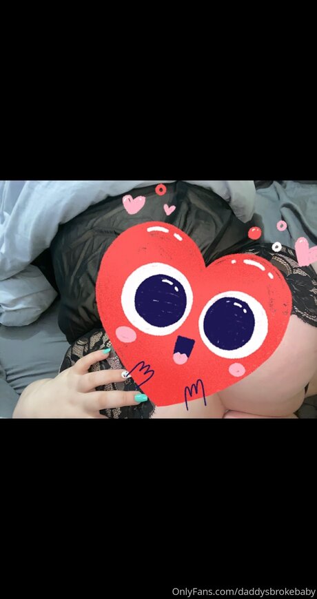 Daddysthickbabygirl nudes star pictures