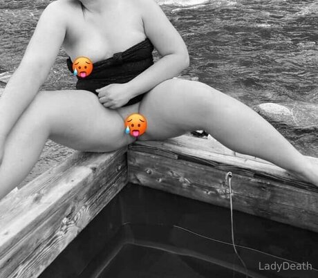 U137557190 beautiful star gallery