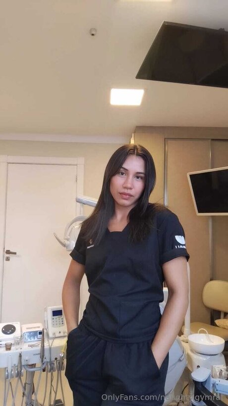 Naughty Gymrat beautiful model picture