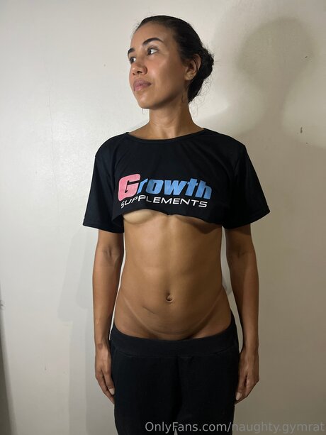 Naughty Gymrat star beautiful img