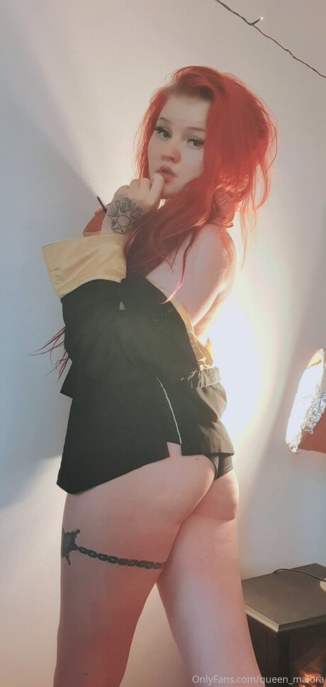 Zelda Renn star hot pictures