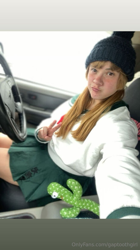 Gaptoothgirl exclusive actress image