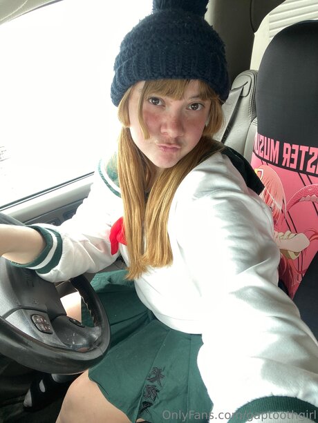 Gaptoothgirl adult model photo