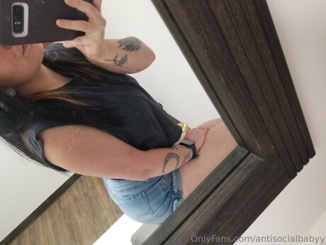 Antisocialbabyy model adult photo