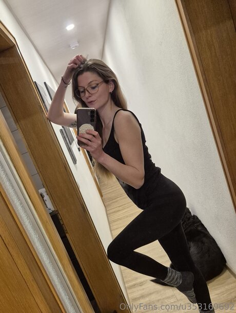 shemale fucks girl onlyfans art naked gallery