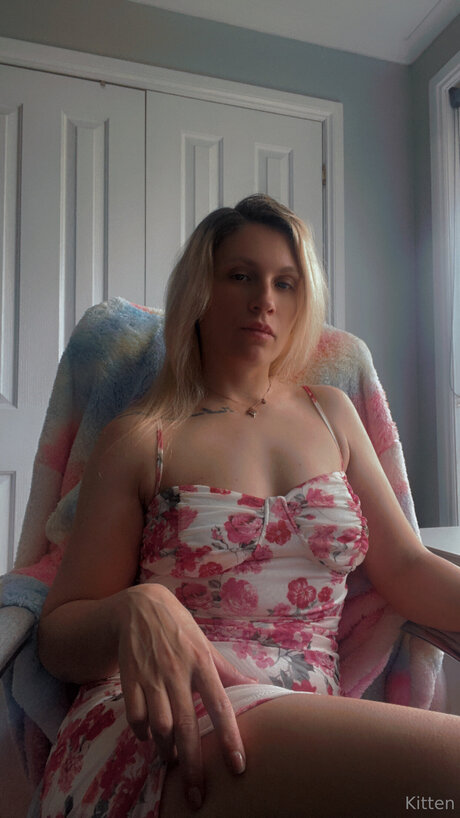 Skitzz exclusive star pictures