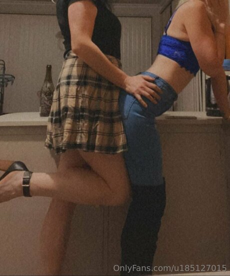 U185127015 star art images