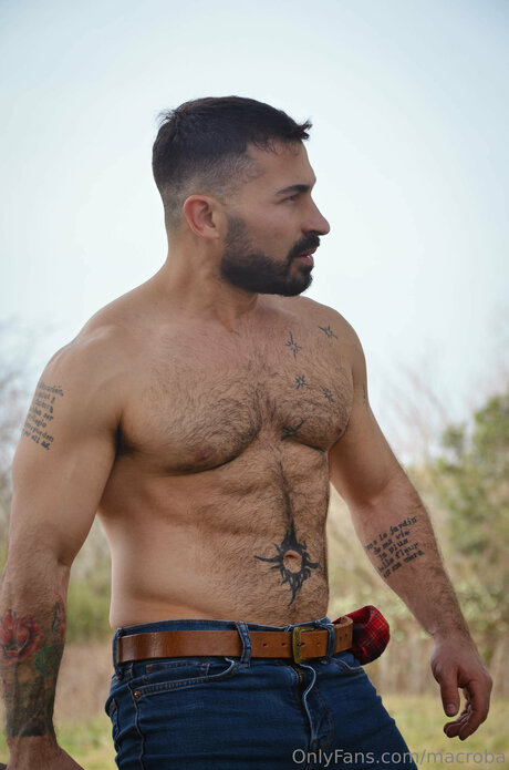 Macroba nudes model archive