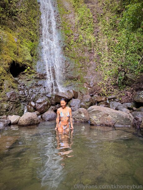 Tkhoneybun perfect actress photo