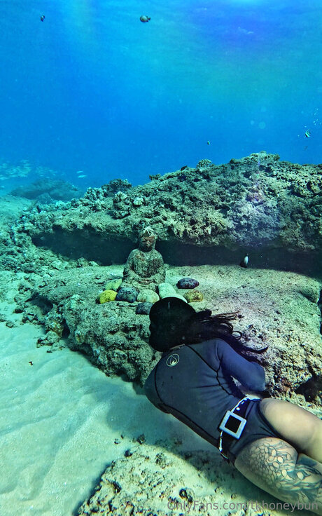 Tkhoneybun pornstar erotic images