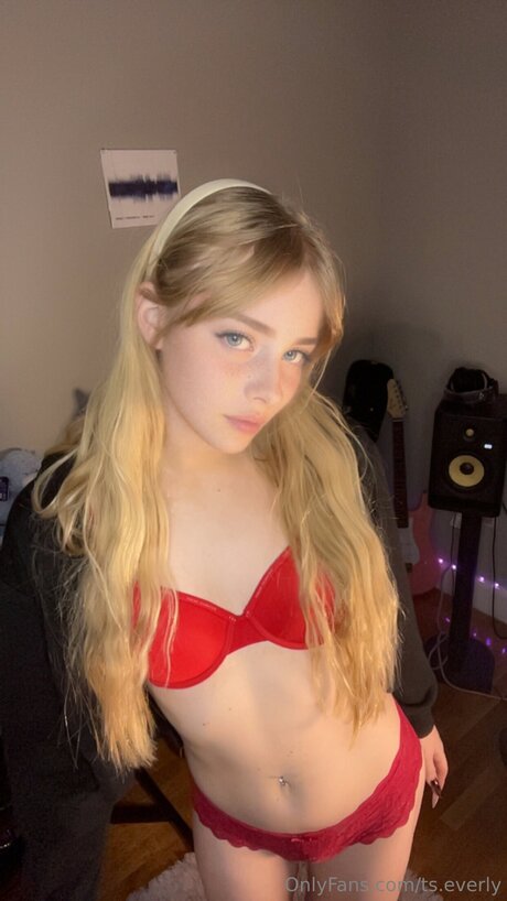 Ts Everly nice actress pic