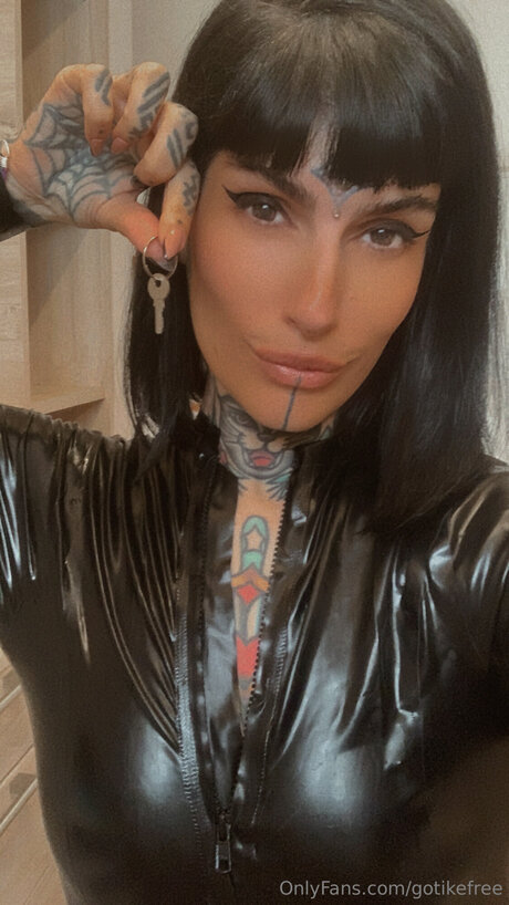 Gotikefree model porn img