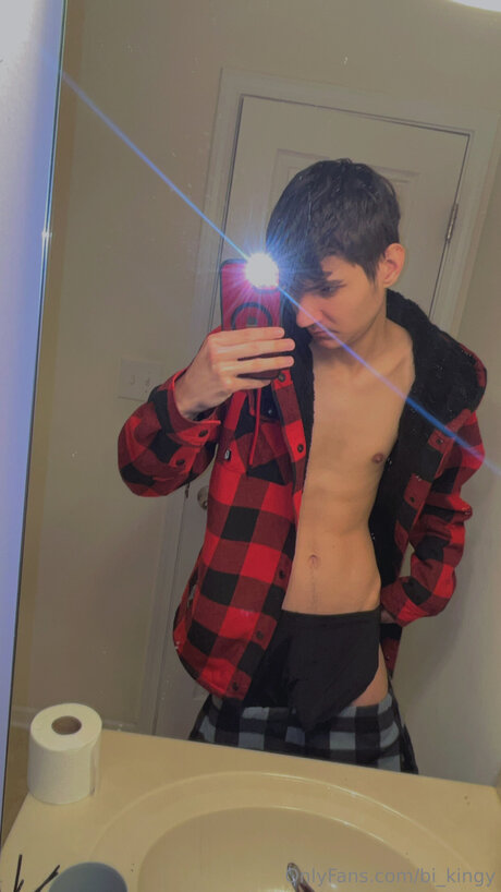 Bi Kingy hd pornstar pictures