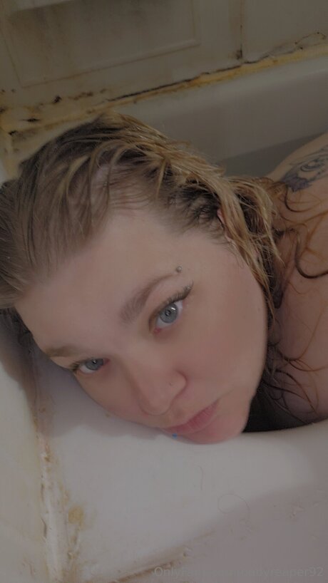 Babyreaper92 pornstar erotic pics