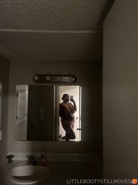 Littlebootystillmoves pornstar beautiful photos