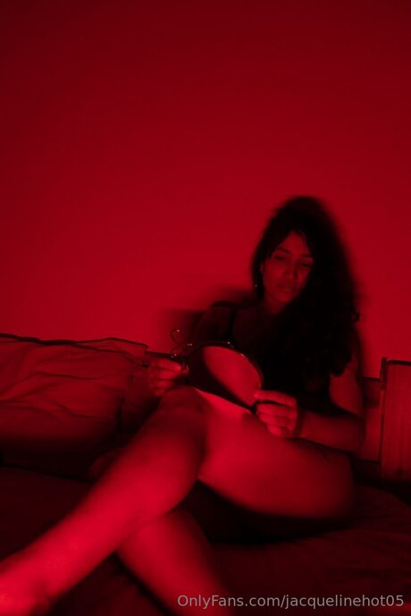 Jacquelinehot05 high quality model image