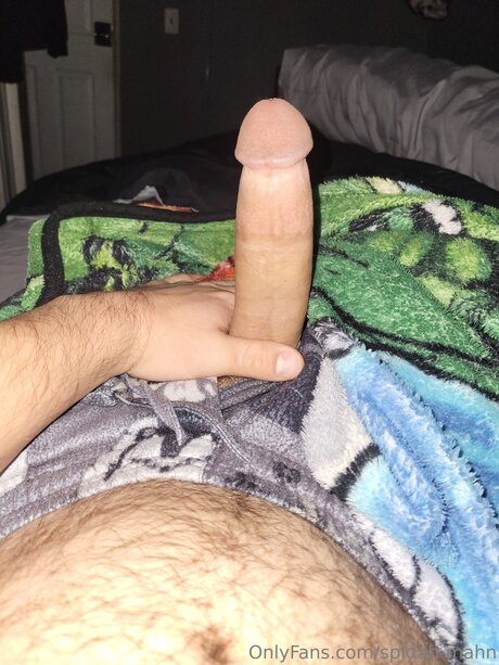 Spidah Mahn model adult pictures