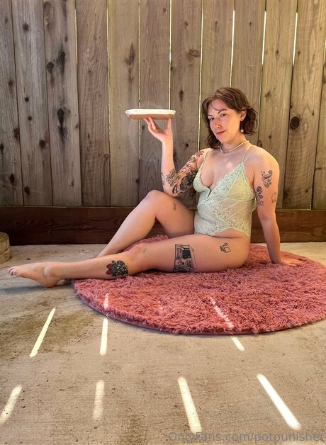 athletic milf onlyfans pretty picture