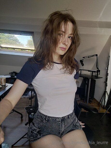 Sophia Leurre hd pornstar image