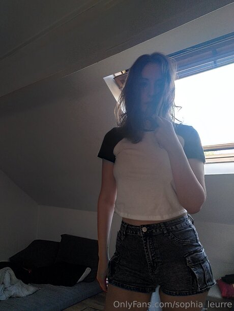 Sophia Leurre star pretty img