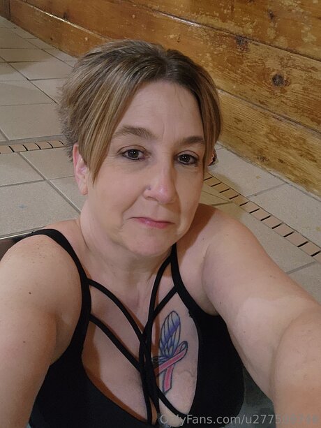 U277509746 high quality pornstar images