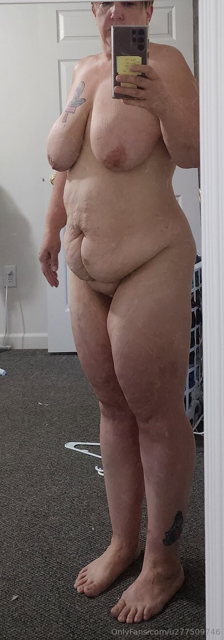 U277509746 nudes star image