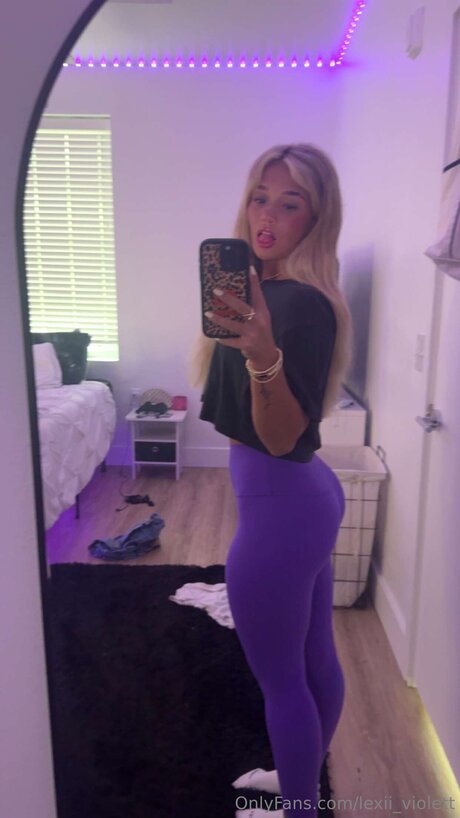 Juliannapeyton perfect actress galleries