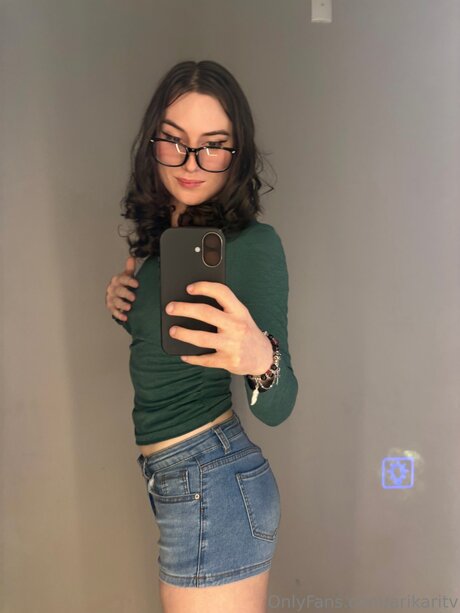 Arikaritv adult star pics