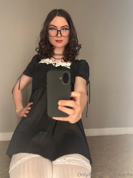 Arikaritv star pretty photos